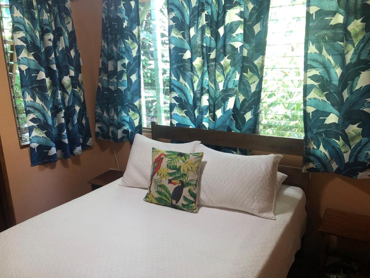 אוחוצ'אל Hotel El Mono Feliz מראה חיצוני תמונה